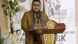 Wakil Bupati Purbalingga, Dimas Prasetyahani saat menghadiri pencanangan Pembangunan Zona Integritas Wilayah Bebas dari Korupsi (WBK) menuju Wilayah Birokrasi Bersih Melayani (WBBM) Tahun 2026 Kantor Kementerian Agama Kabupaten Purbalingga, di Aula Uswatun Hasanah Kemenag Purbalingga, Senin 13 April 2026