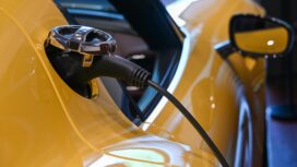 peminat mobil listrik melonjak seiring efisiensi dan gengsi