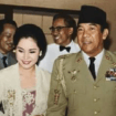 Rekam sejarah mencatat pemimpin pertama Republik Indonesia ini meminang sembilan perempuan sebagai pendamping hidupnya pada rentang waktu berbeda.