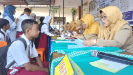 Penyelenggaraan SPMB tahun 2026 hari pertama di SMP Negeri 2 Purbalingga berlangsung tertib dan lancar.