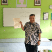 Prasetio, Alumnus SMP Negeri 2 Purbalingga tahun 1982 yang juga Guru Bahasa Jawa di SMP Negeri 3 Purbalingga saat mengajar dalam Kelas Inspirasi IKAPERO Mengajar, Kamis 30 Juli 2026