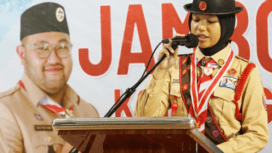 Soraya Atika Mardiyah berkomunikasi lancar menggunakan bahasa Inggris.