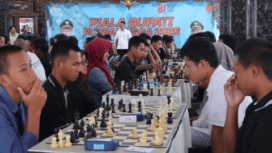 Turnamen Catur Piala Bupati Purbalingga 2026 hadirkan dua Master Internasional dan tarik 300 pecatur lintas provinsi untuk perebutkan total hadiah puluhan juta rupiah.